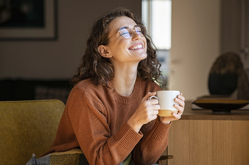 Pessoa tomando café
